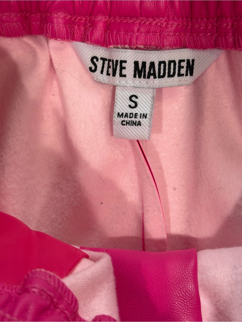 Steve Madden Fonda Faux Leather Shorts Hot Pink Small S High Waist Cuffed Hem - Picture 4 of 8